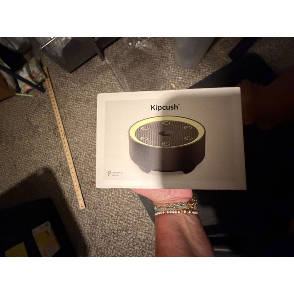 Kipcush Sound Machine with 21 Soothing Sounds, 3-Level Night Light, 8-Hour Ti